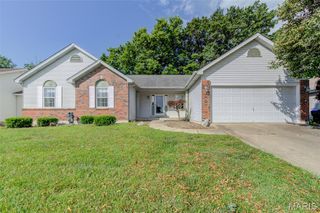 1733 Forest Trace Drive, O'fallon, MO 63368