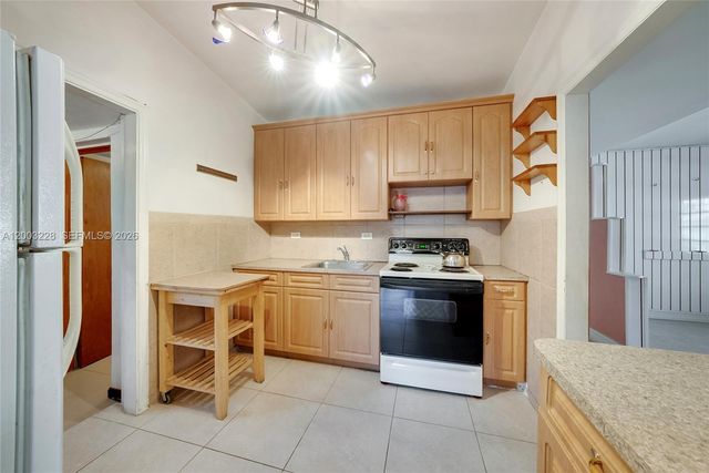 14115 NW 6th Avenue, North Miami, FL 33168