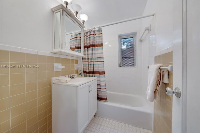 14115 NW 6th Avenue, North Miami, FL 33168
