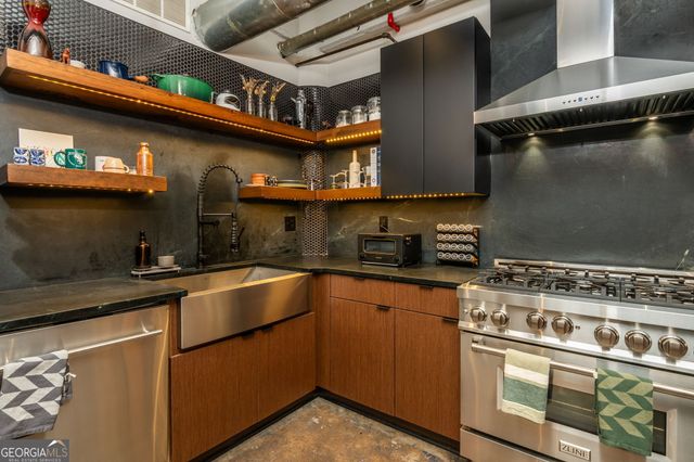 244 Peters Street 5, Atlanta, GA 30313