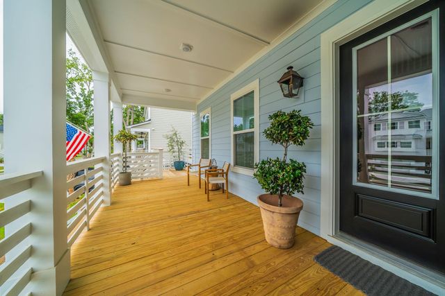 1427 Dahlia Drive, Mount Pleasant, SC 29464