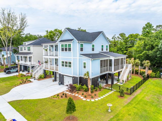 1427 Dahlia Drive, Mount Pleasant, SC 29464