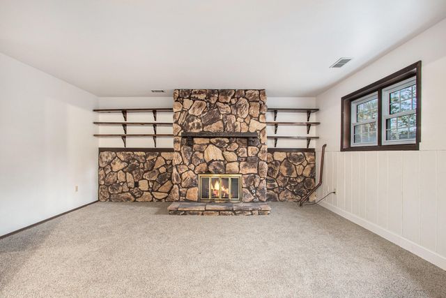 71 Tanglewood Trail, Valparaiso, IN 46385