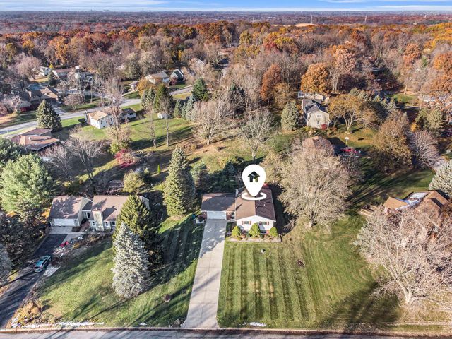71 Tanglewood Trail, Valparaiso, IN 46385
