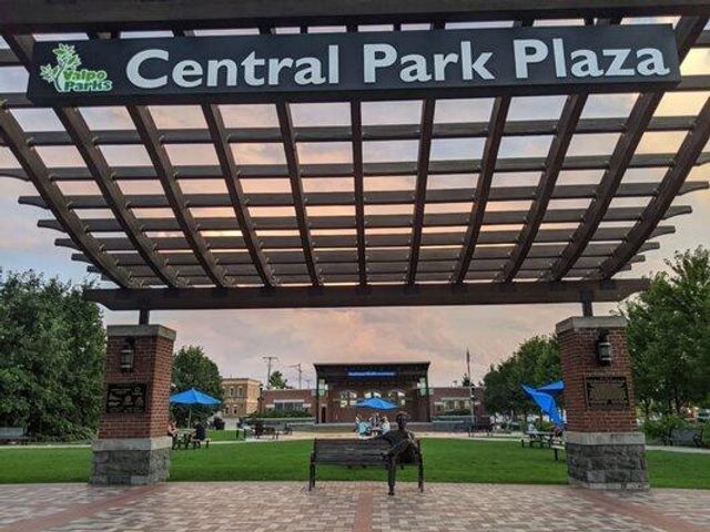 71 Tanglewood Trail, Valparaiso, IN 46385