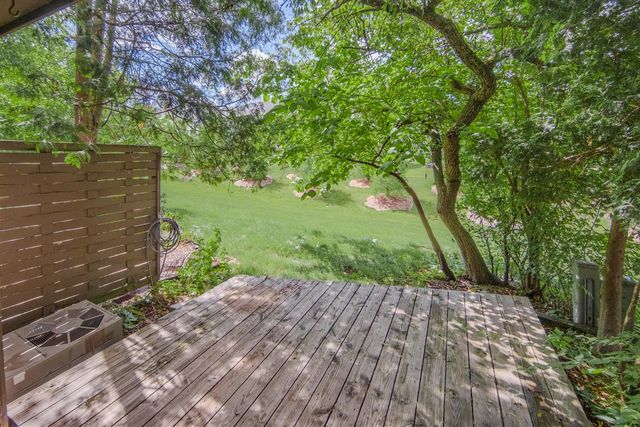 672 Greenhills Drive, Ann Arbor, MI 48105