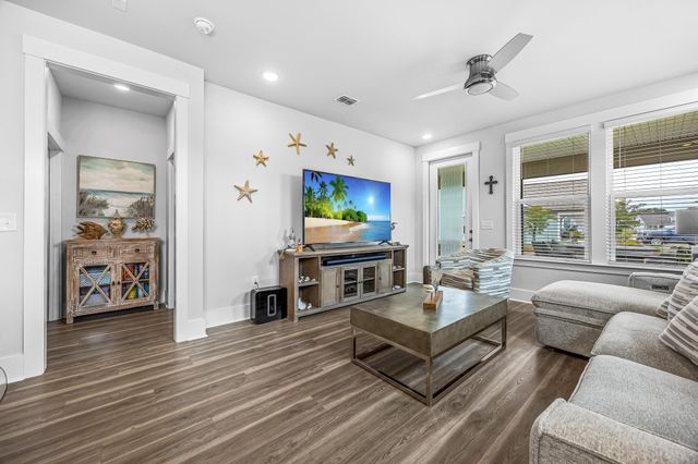 1500 Littleleaf Loop, North Myrtle Beach, SC 29582