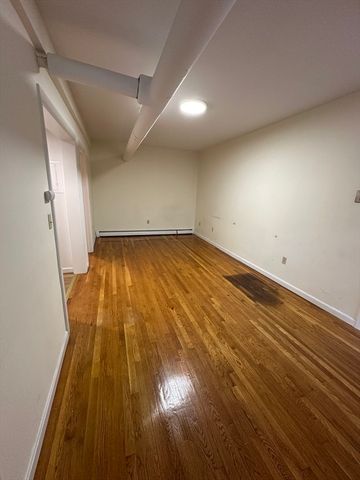 1 Craigie B2, Cambridge, MA 02138