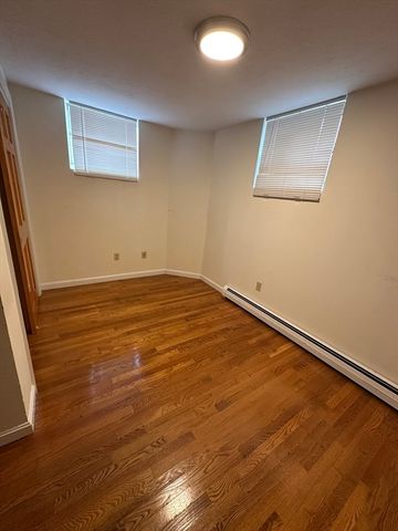 1 Craigie B2, Cambridge, MA 02138
