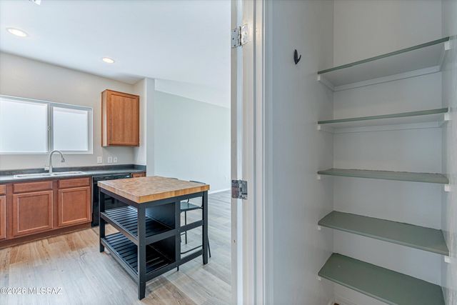 8361 W Screech Owl Drive, Tucson, AZ 85757