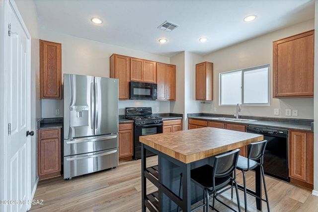 8361 W Screech Owl Drive, Tucson, AZ 85757