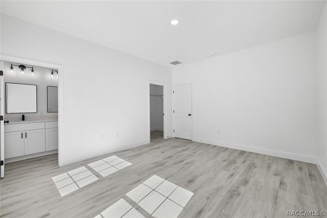 144 W Ruska Place, Citrus Springs, FL 34434