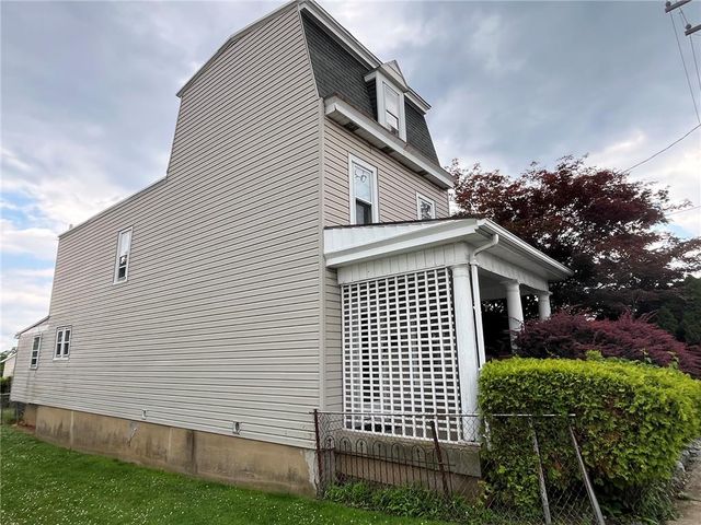 765 3rd St, Whitehall Twp, PA 18052