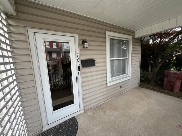 765 3rd St, Whitehall Twp, PA 18052