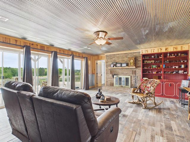 302 Green Road, Malvern, AR 72104