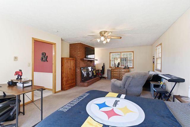 188 Geneva Avenue, Irvine, KY 40336