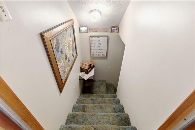 188 Geneva Avenue, Irvine, KY 40336