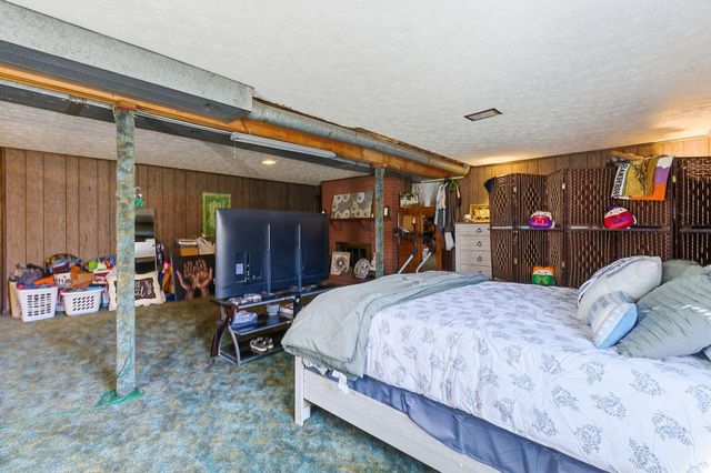 188 Geneva Avenue, Irvine, KY 40336