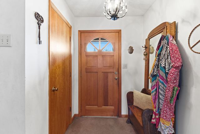 188 Geneva Avenue, Irvine, KY 40336