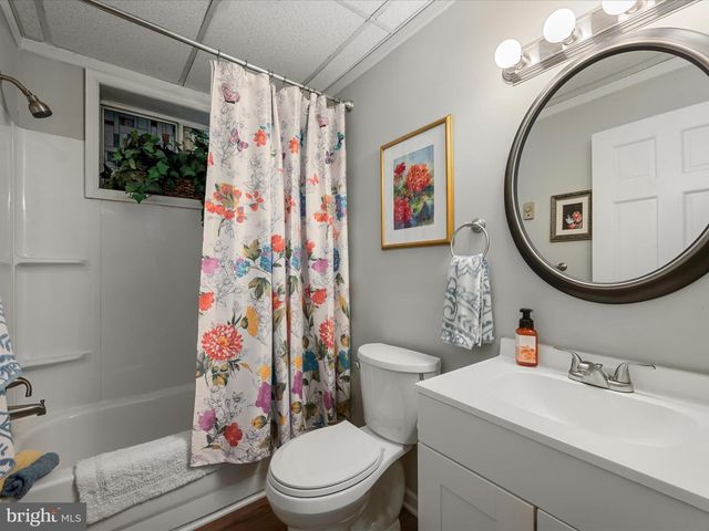 537 RIDGE RD S, Martinsburg, WV 25403