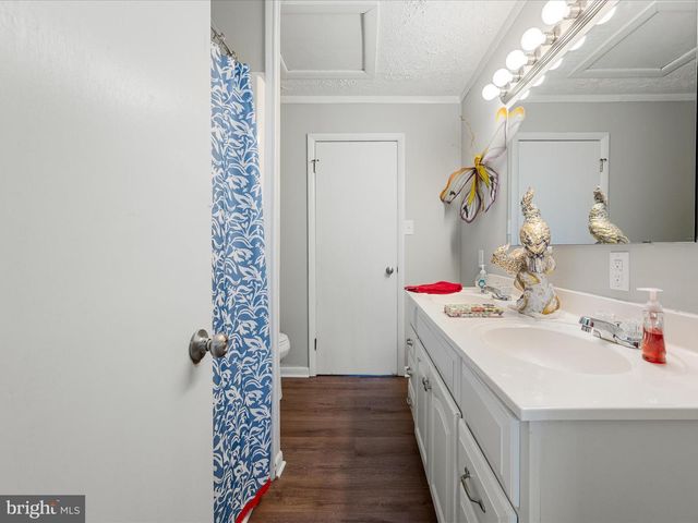 537 RIDGE RD S, Martinsburg, WV 25403