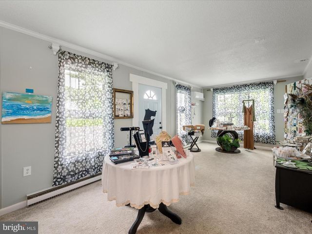 537 RIDGE RD S, Martinsburg, WV 25403