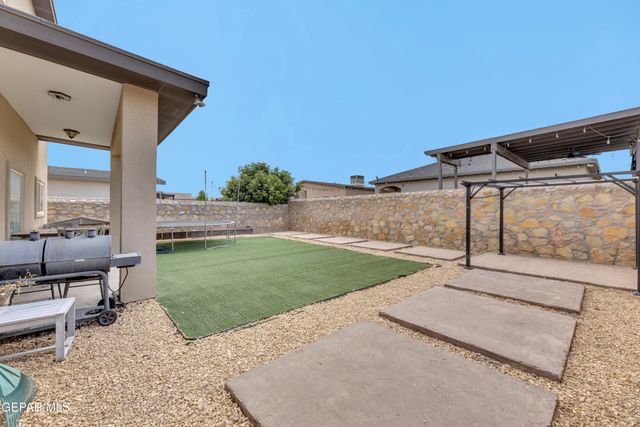 13156 RED COVE Cove, El Paso, TX 79938