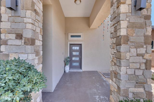 13156 RED COVE Cove, El Paso, TX 79938