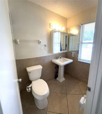 495 BURKE ROAD, Venice, FL 34293