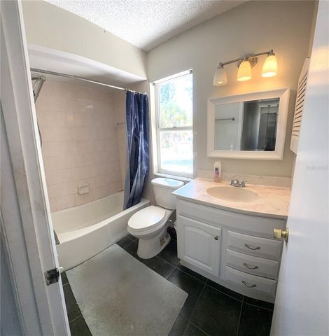 495 BURKE ROAD, Venice, FL 34293