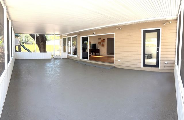 495 BURKE ROAD, Venice, FL 34293