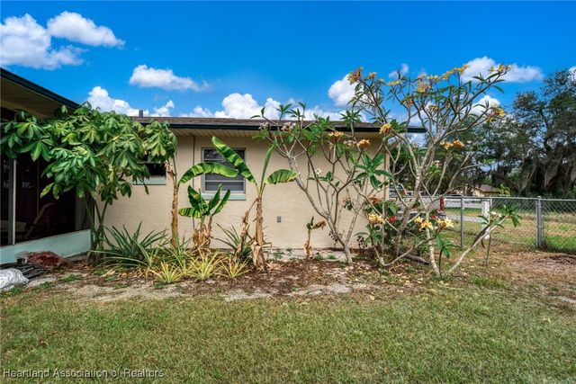 1536 Meadowbrook Street, Lake Placid, FL 33852