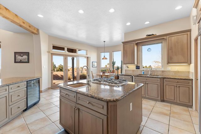 6109 Copper Rose Street NE, Albuquerque, NM 87111