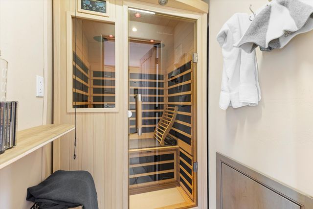 6109 Copper Rose Street NE, Albuquerque, NM 87111