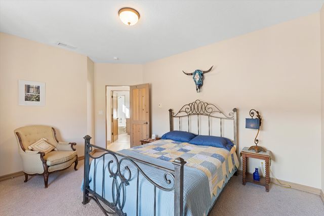 6109 Copper Rose Street NE, Albuquerque, NM 87111