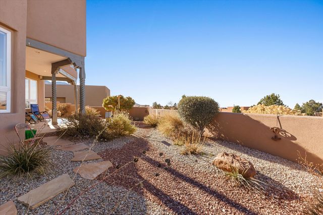 6109 Copper Rose Street NE, Albuquerque, NM 87111