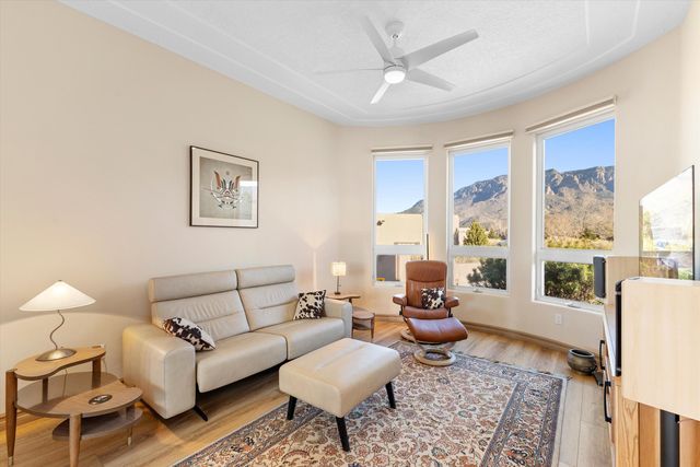 6109 Copper Rose Street NE, Albuquerque, NM 87111