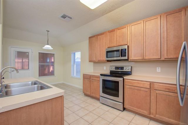 14903 Lanai Drive, Baytown, TX 77523