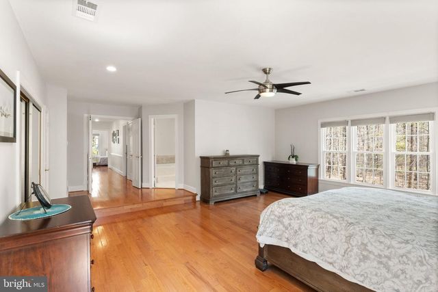 6823 BRIMSTONE LN, Fairfax Station, VA 22039