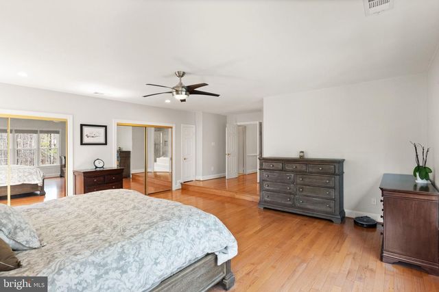 6823 BRIMSTONE LN, Fairfax Station, VA 22039