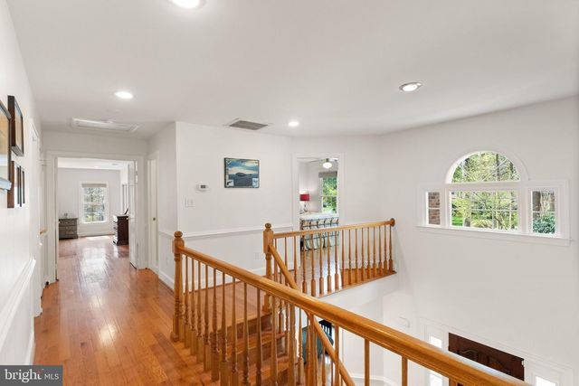 6823 BRIMSTONE LN, Fairfax Station, VA 22039
