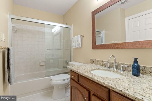 6823 BRIMSTONE LN, Fairfax Station, VA 22039