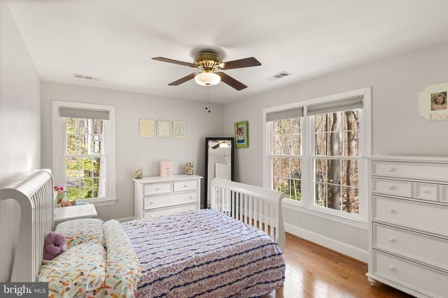6823 BRIMSTONE LN, Fairfax Station, VA 22039