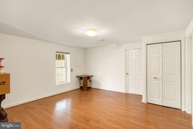 6823 BRIMSTONE LN, Fairfax Station, VA 22039