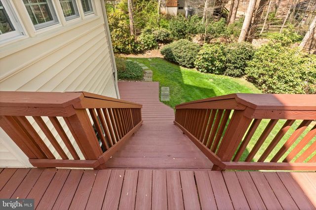 6823 BRIMSTONE LN, Fairfax Station, VA 22039
