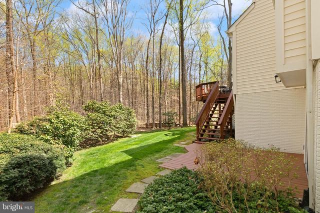 6823 BRIMSTONE LN, Fairfax Station, VA 22039