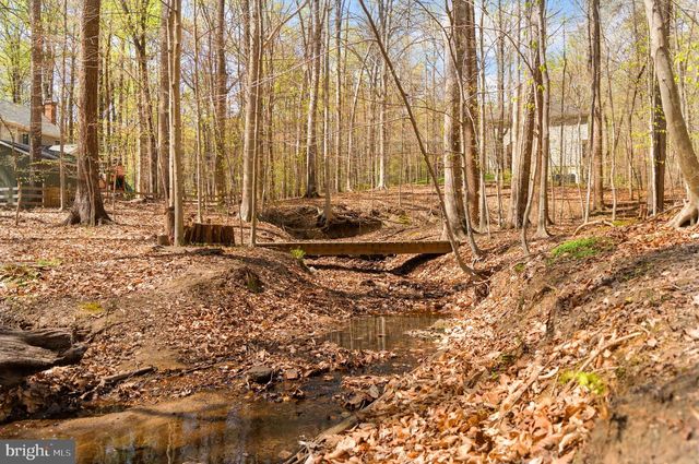 6823 BRIMSTONE LN, Fairfax Station, VA 22039