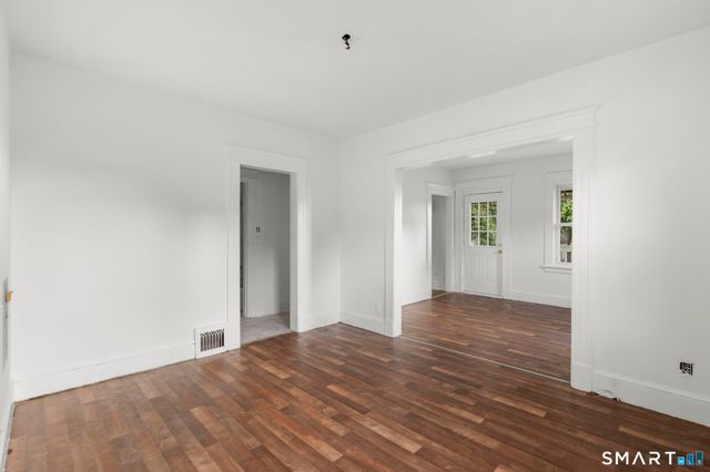 97 Wall Street, Waterbury, CT 06705