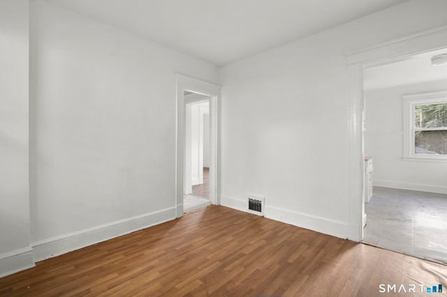 97 Wall Street, Waterbury, CT 06705