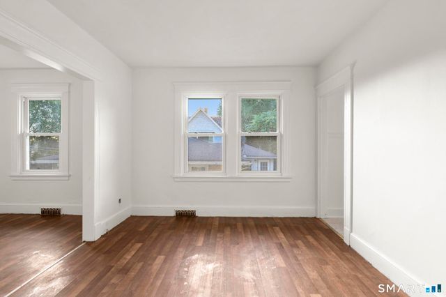 97 Wall Street, Waterbury, CT 06705